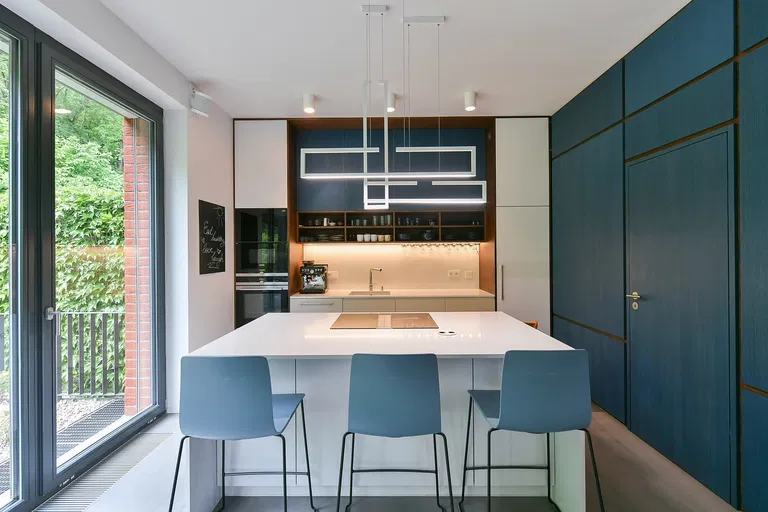 V Šáreckém údolí, Dejvice - Prague 6 | Sale, House, Five-bedroom (6+kk), 308 m²