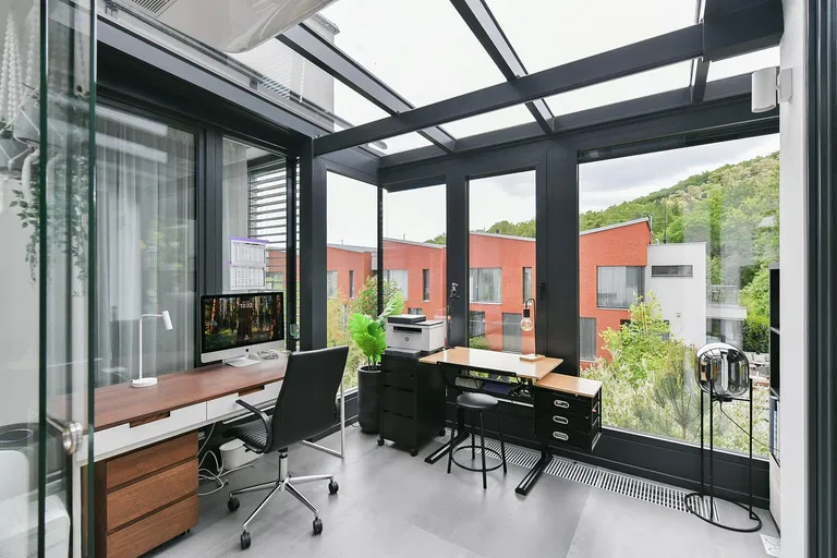 V Šáreckém údolí, Dejvice - Prague 6 | Sale, House, Five-bedroom (6+kk), 308 m²