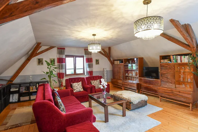 Křížkový Újezdec - Praha-východ | Predaj, Rodinný dom, 7-izbový, 409 m²