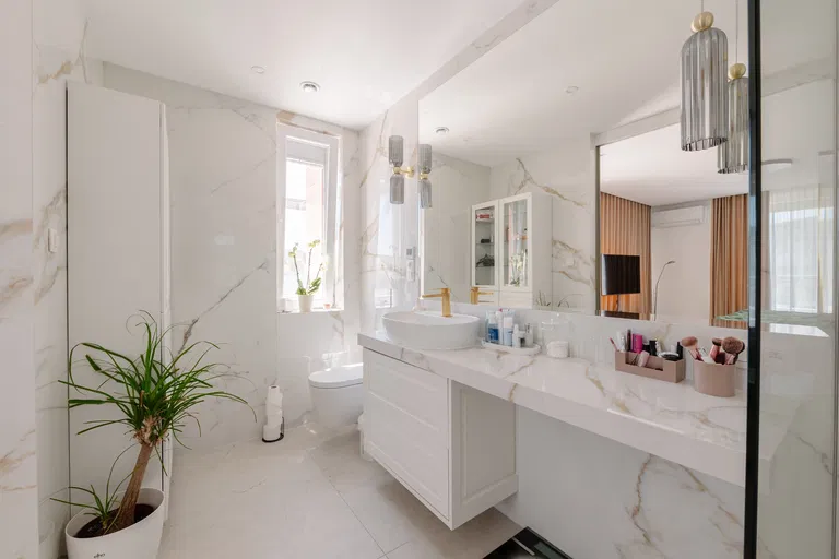 Ota Holúska, Záhorská Bystrica - Bratislava IV | Sale, Apartment, Four-bedroom (5+kk), 244 m²