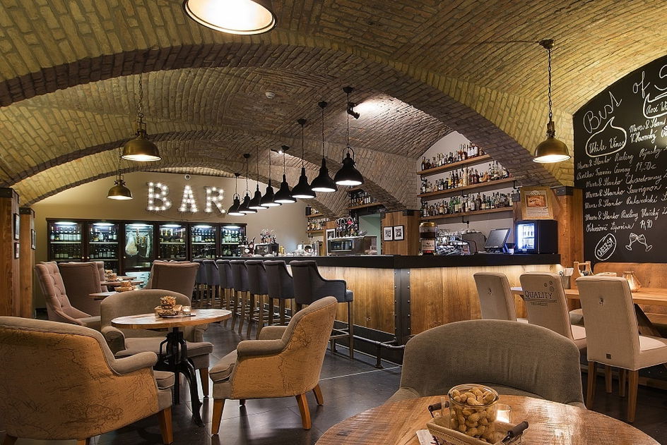 Loft Wine Bar