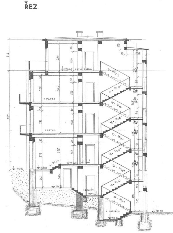 Floor plan 7