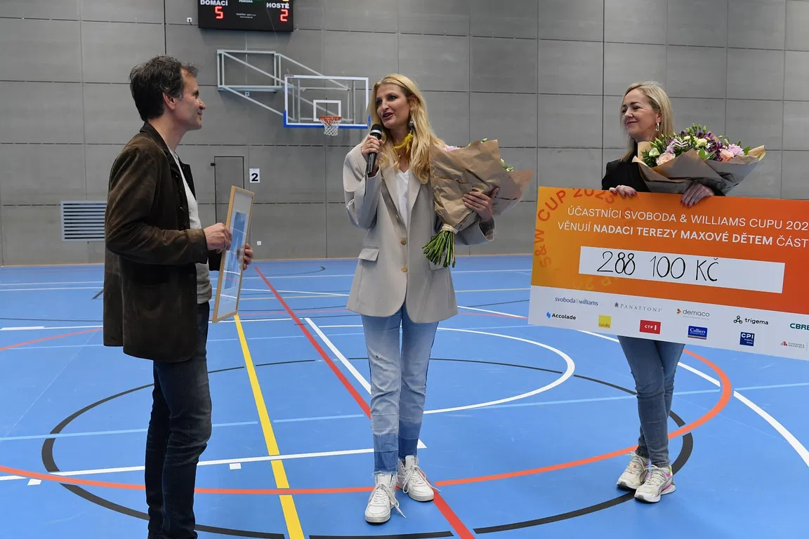 Výťažok z turnaja SVOBODA & WILLIAMS CUP 2023 vo výške 288 100 Kč opäť podporí Nadaci Terezy Maxové dětem