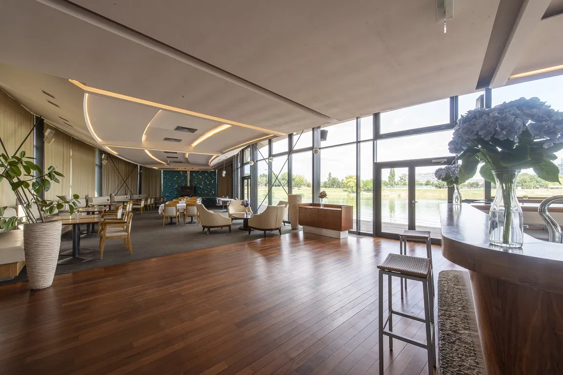 Svoboda & Williams Exclusively Retained to Sell the Mólo Investment Property on Lake Kuchajda