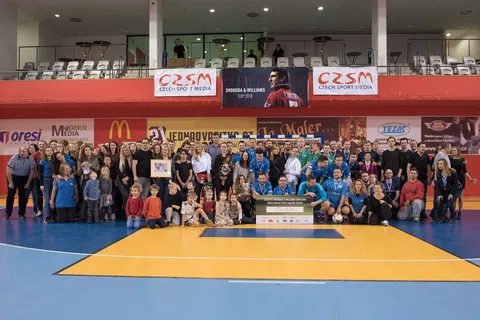 Výťažok z turnaja SVOBODA & WILLIAMS CUP 2018 vo výške 252 832 Kč podporí Nadáciu Terezy Maxovej deťom