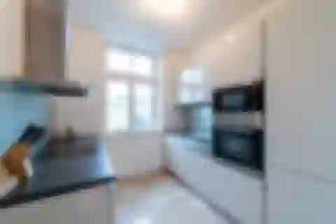 Hlboká cesta, Staré Mesto - Bratislava I | Prenájom, Byt, 4-izbový, 118 m²