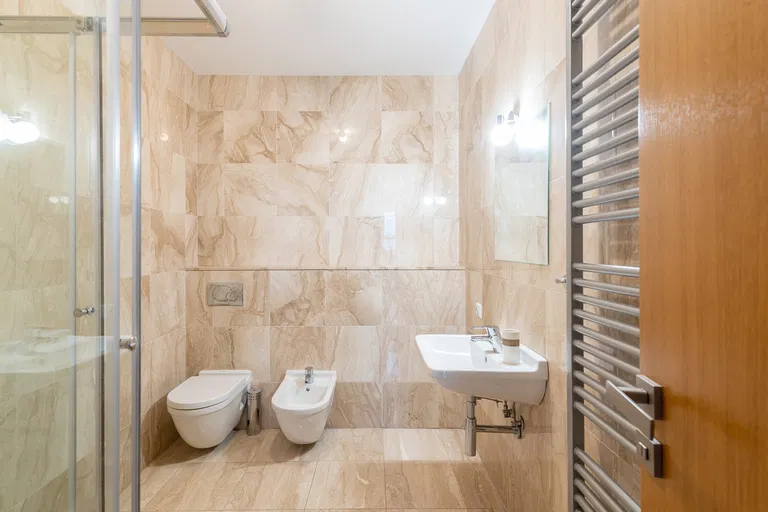 Hlboká cesta, Staré Mesto - Bratislava I | Rent, Apartment, Three-bedroom (4+kk), 118 m²
