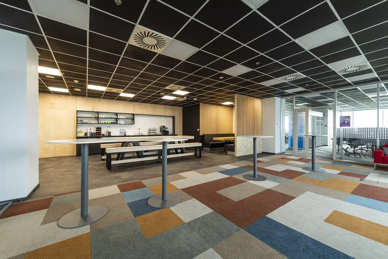 Tomášikova, Nové Mesto - Bratislava III | Prenájom, Kancelárie, 1123 m²