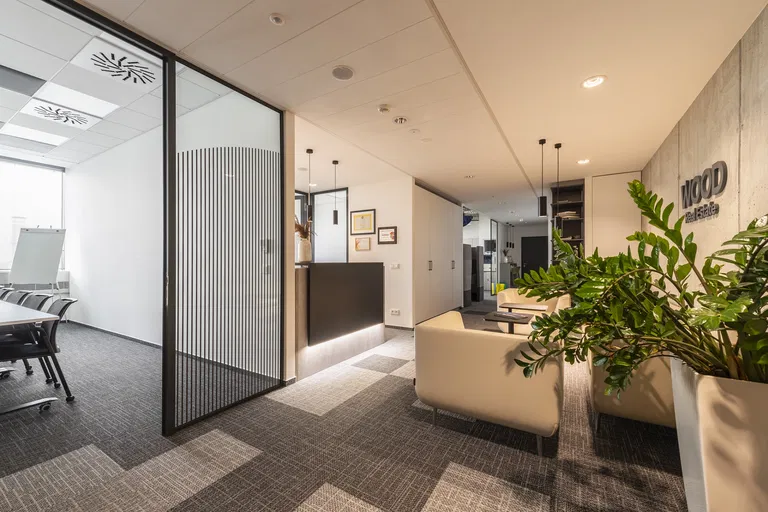 Tomášikova, Nové Mesto - Bratislava III | Prenájom, Kancelárie, 1123 m²