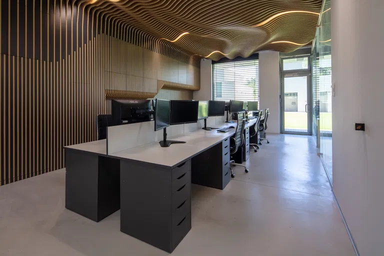 Karloveské rameno, Karlova Ves - Bratislava IV | Rent, Offices