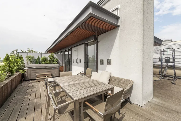 Gorkého, Staré Mesto - Bratislava I | Prenájom, Byt, 4-izbový, 316 m²