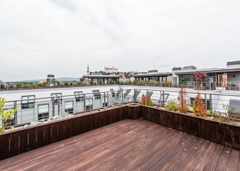Gorkého, Staré Mesto - Bratislava I | Prenájom, Byt, 5-izbový, 297 m²