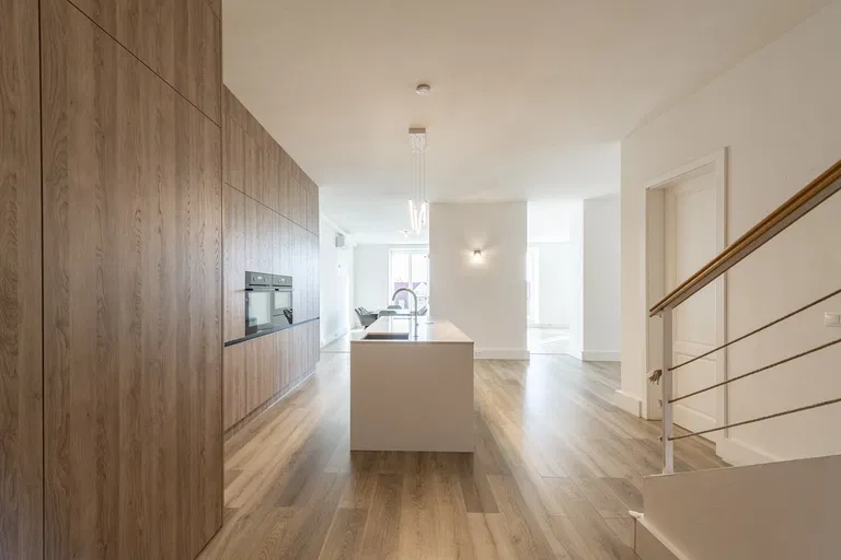 Gorkého, Staré Mesto - Bratislava I | Rent, Apartment, Four-bedroom (5+kk), 297 m²