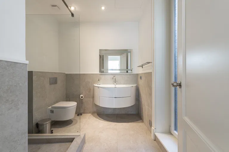 Gorkého, Staré Mesto - Bratislava I | Rent, Apartment, Four-bedroom (5+kk), 297 m²