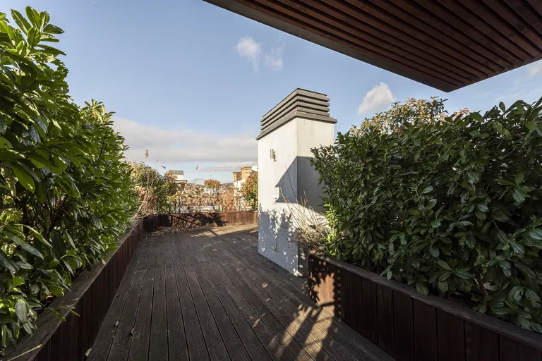 Gorkého, Staré Mesto - Bratislava I | Rent, Apartment, Four-bedroom (5+kk), 297 m²