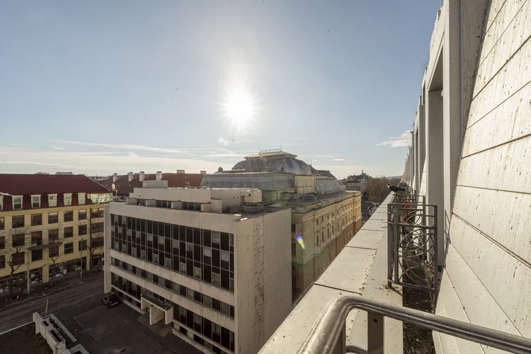 Gorkého, Staré Mesto - Bratislava I | Rent, Apartment, Four-bedroom (5+kk), 297 m²