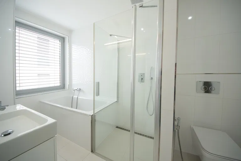 Tajovského, Staré Mesto - Bratislava I | Rent, Apartment, Four-bedroom (5+kk), 201 m²