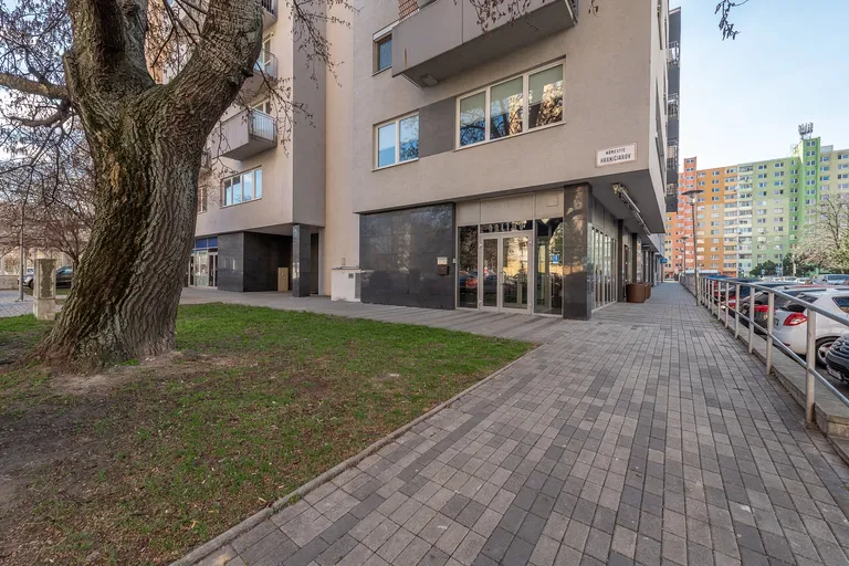 Námestie hraničiarov, Petržalka - Bratislava V | Rent, Retail space, 196 m²