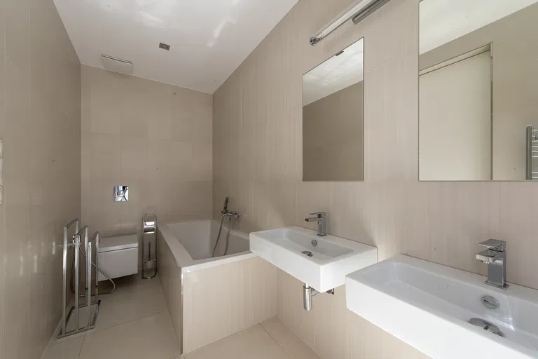 Tajovského, Staré Mesto - Bratislava I | Prenájom, Byt, 5-izbový, 373 m²