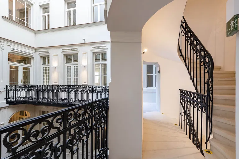 Gorkého, Staré Mesto - Bratislava I | Prenájom, Administratívna budova, 1 100 m²