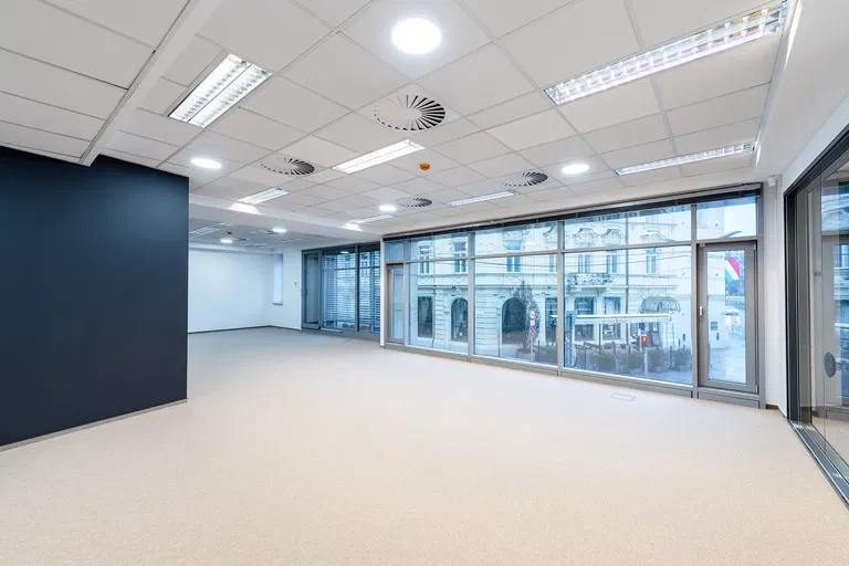 Hodžovo nám., Staré Mesto - Bratislava I | Rent, Offices