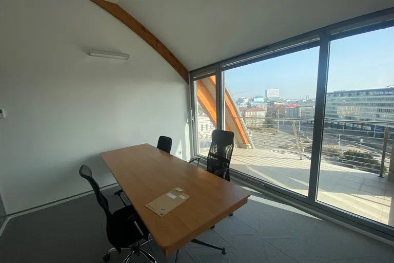 Hodžovo nám., Staré Mesto - Bratislava I | Rent, Offices