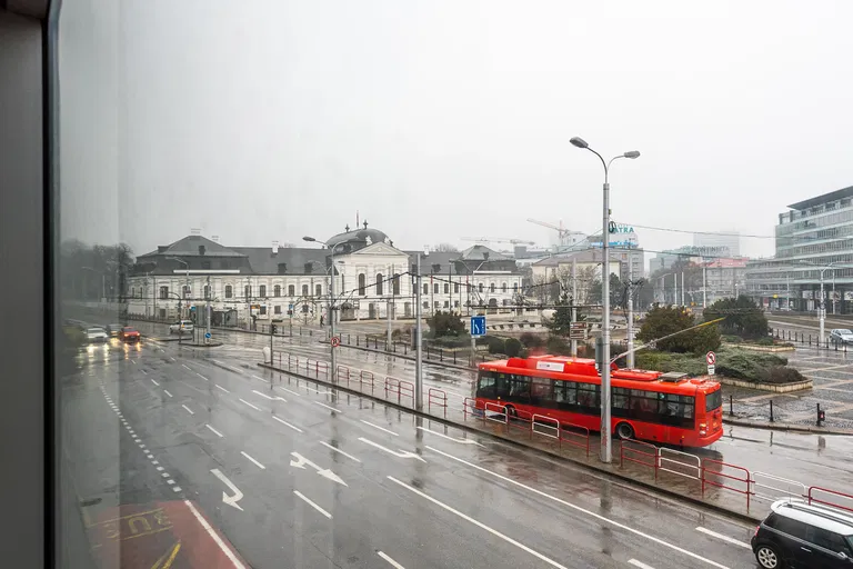 Hodžovo nám., Staré Mesto - Bratislava I | Rent, Offices