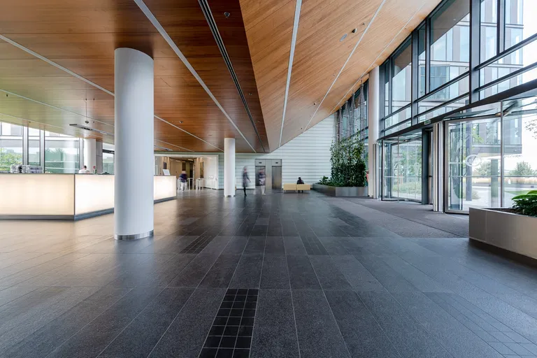Einsteinova, Petržalka - Bratislava V | Prenájom, Administratívna budova, 1 000 m²