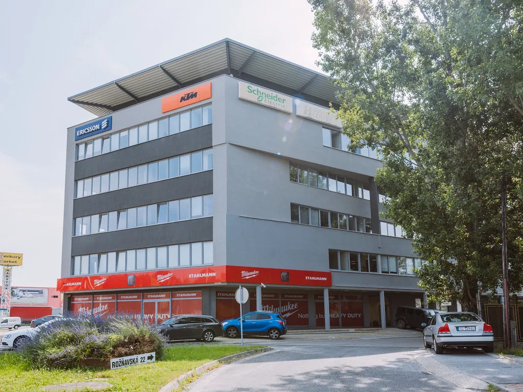 Rožňavská, Nové Mesto - Bratislava III | Prenájom, Administratívna budova, 3 983 m²