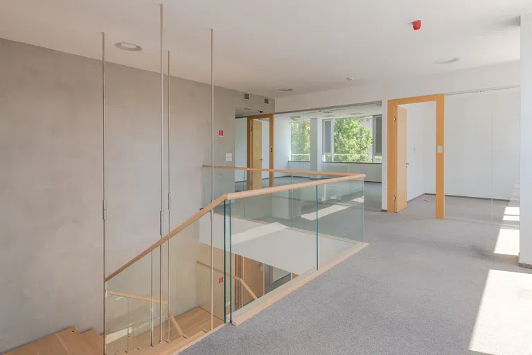 Karadžičova, Ružinov - Bratislava II | Rent, Offices, 1284 m²