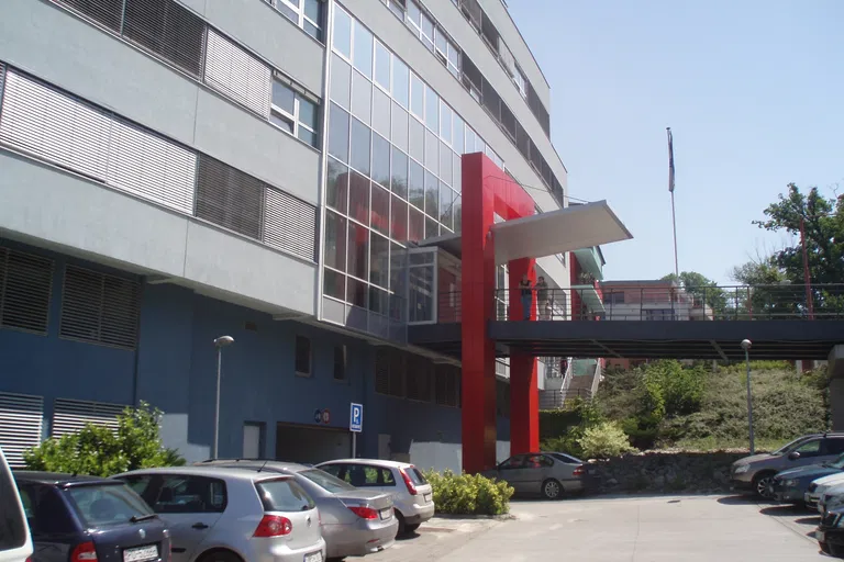Slávičie údolie, Staré Mesto - Bratislava I | Prenájom, Kancelárie, 411 m²