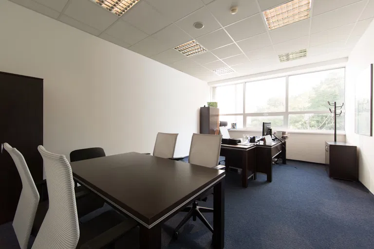 Slávičie údolie, Staré Mesto - Bratislava I | Prenájom, Kancelárie, 411 m²