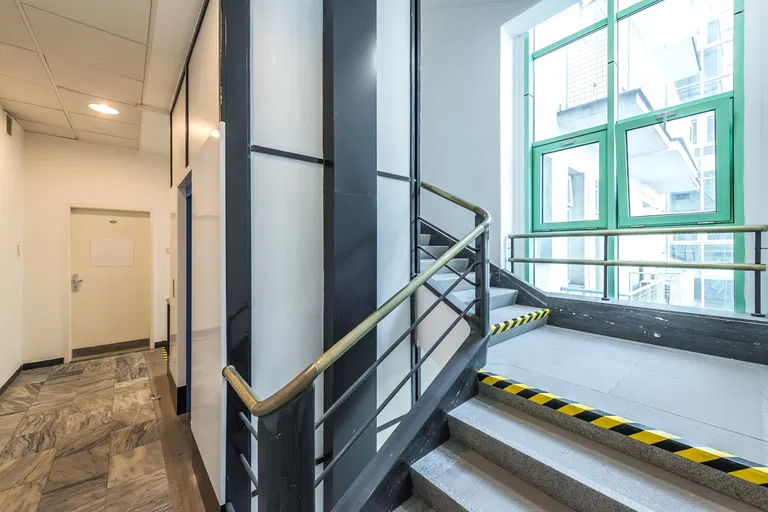 Námestie SNP, Staré Mesto - Bratislava I | Prenájom, Kancelárie, 195 m²