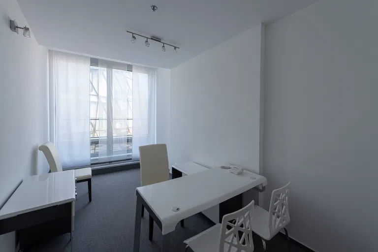 Pribinova, Ružinov - Bratislava II | Prenájom, Kancelárie, 1251 m²