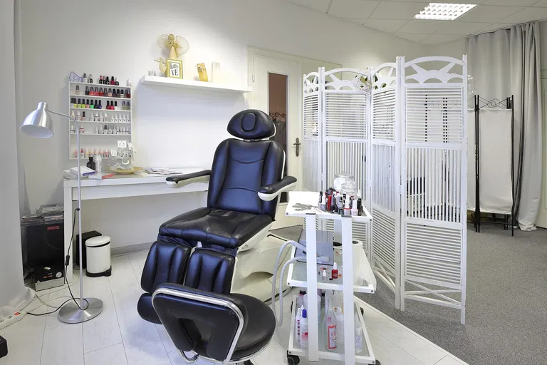 Mariánske Námestie - Žilina | Predaj, Administratívna budova, 916 m²