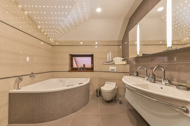 Orlové, Považská Bystrica - Považská Bystrica | Sale, House, Seven-bedroom (8+kk), 863 m²