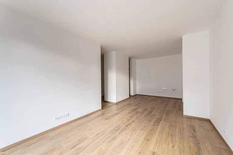 Fialová, Petržalka - Bratislava V | Sale, Apartment, One-bedroom (2+kk), 63 m²