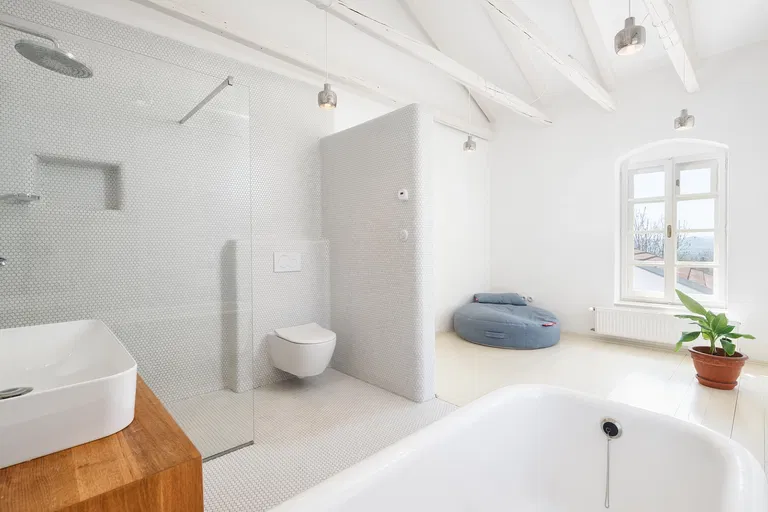 Husova, Mikulov - Břeclav | Sale, House, Seven-bedroom (8+kk), 504 m²