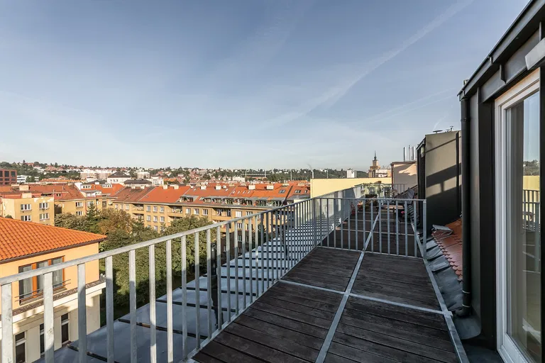 Velflíkova, Dejvice - Prague 6 | Sale, Apartment, Three-bedroom (4+kk), 180 m²
