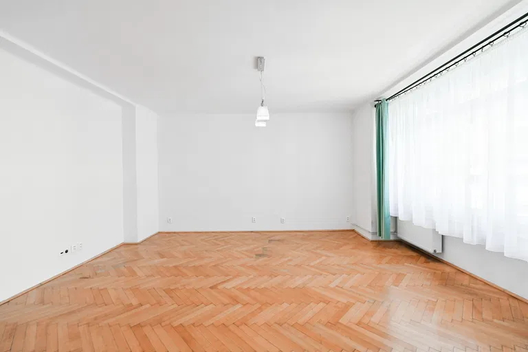 Benediktská, Staré Město - Prague 1 | Sale, Apartment, Two-bedroom (3+kk), 73 m²