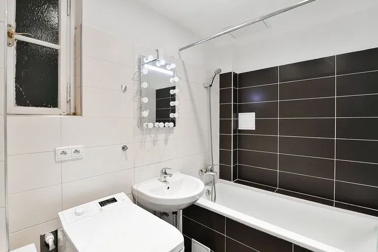 Benediktská, Staré Město - Prague 1 | Sale, Apartment, Two-bedroom (3+kk), 73 m²