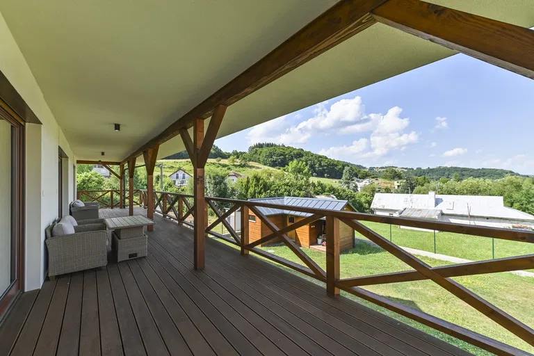 Partizánska - Banská Štiavnica | Sale, House, Three-bedroom (4+kk), 253 m²