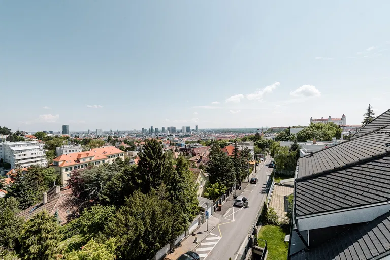 Červeňova, Staré Mesto - Bratislava I | Predaj, Rodinný dom, 6-izbový, 811 m²
