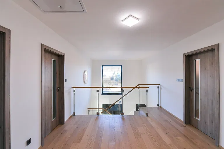 Pouchova, Šeberov - Prague 4 | Sale, House, Five-bedroom (6+1), 382 m²