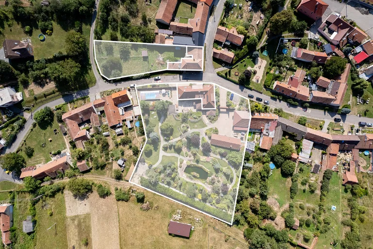 Vážany - Vyškov | Sale, House, Five-bedroom (6+kk), 435 m²