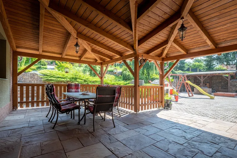Vážany - Vyškov | Sale, House, Five-bedroom (6+kk), 435 m²