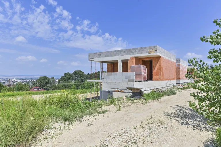 Červená veža, Banka - Piešťany | Sale, House, Three-bedroom (4+kk), 168 m²