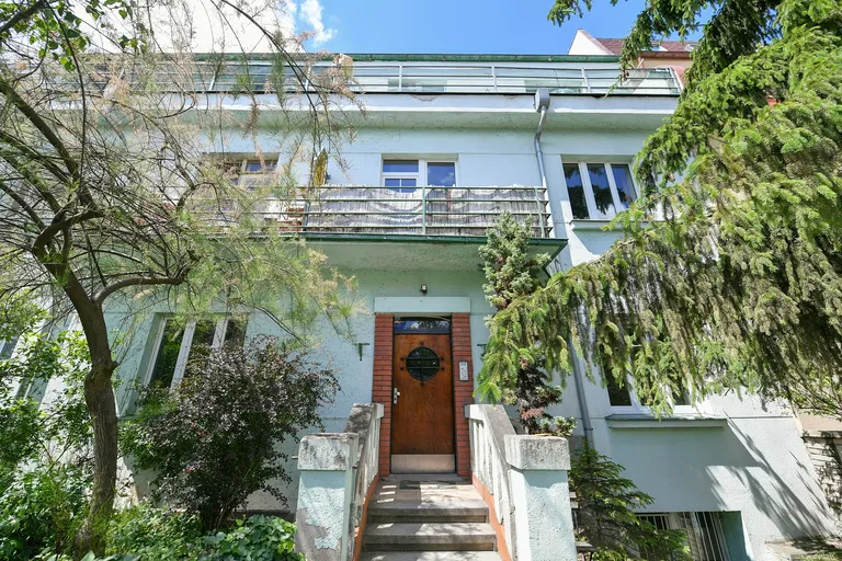 Ve Stínu, Strašnice - Prague 10 | Sale, Apartment, Studio (1+kk), 61 m²