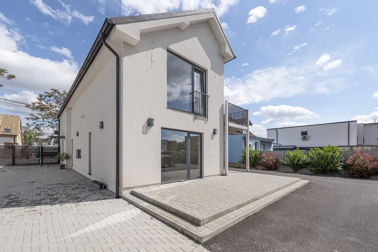 Hradská, Vrakuňa - Bratislava II | Predaj, Byt, 3-izbový, 100 m²