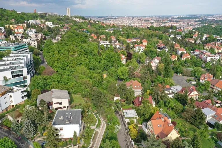 Na Hřebenkách, Smíchov - Praha 5 | Predaj, Pozemok, 648 m²